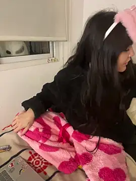 miapink33 online show from 06-26-26, 11:42
