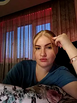 Snapshot of karkinn chatting on 03-15-26, 04:24 karkinn online show from 03-15-26, 04:24