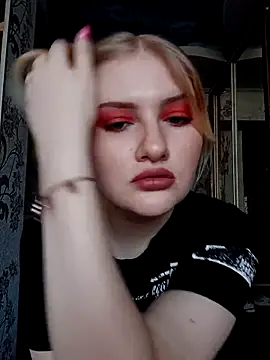 Snapshot of karkinn chatting on 03-16-26, 11:47 karkinn online show from 03-16-26, 11:47