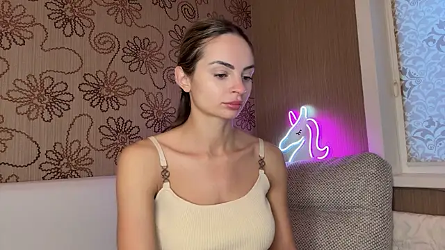 cutetella online show from 12-03-25, 04:09