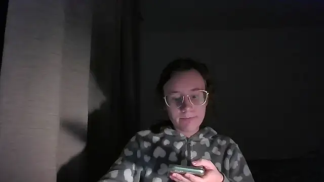 Snapshot of LuckySLove chatting on 01-17-26, 09:07 LuckySLove online show from 01-17-26, 09:07