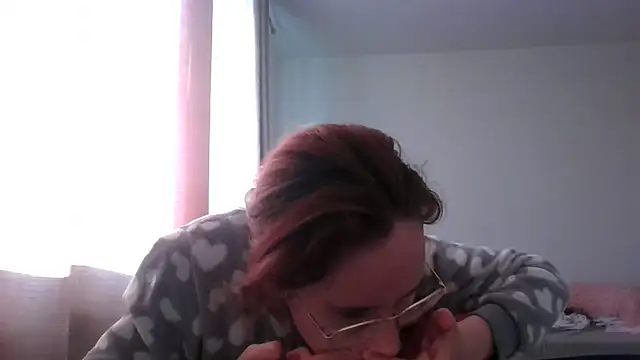LuckySLove online show from 05-28-26, 05:21