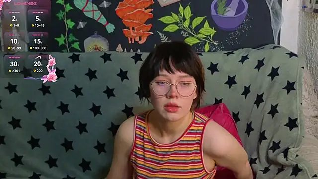 ReincarnatedAngel online show from 11-15-25, 09:32