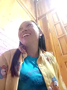 Snapshot of Manni_john chatting on 10-14-25, 01:50 Manni john online show from 10-14-25, 01:50