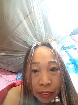 Snapshot of Manni_john chatting on 10-25-25, 03:14 Manni john online show from 10-25-25, 03:14