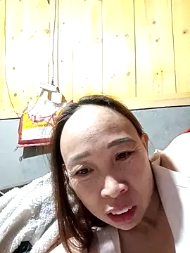 Snapshot of Manni_john chatting on 11-15-25, 03:52 Manni john online show from 11-15-25, 03:52