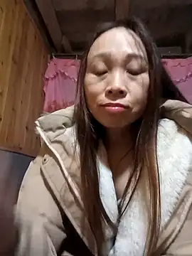 Snapshot of Manni_john chatting on 11-23-25, 03:06 Manni john online show from 11-23-25, 03:06