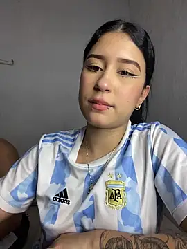 cristalxxx hott online show from 11-10-25, 04:39