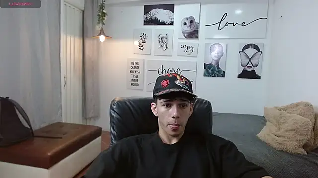 AmethystShadow17 online show from 11-12-25, 03:56