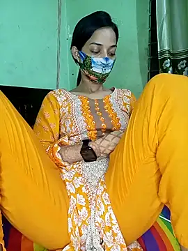 Snapshot of Night_Queen3 chatting on 11-19-25, 05:57 Night Queen3 online show from 11-19-25, 05:57