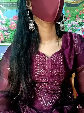 Snapshot of Night_Queen3 chatting on 12-15-25, 07:07 Night Queen3 online show from 12-15-25, 07:07