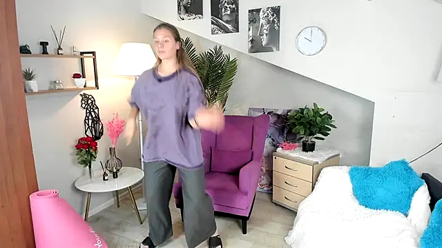BeulahPrudente online show from 10-15-25, 01:22