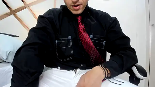 Justin valverde online show from 04-22-26, 03:09