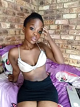 Snapshot of TinyThick chatting on 11-05-25, 12:16 TinyThick online show from 11-05-25, 12:16