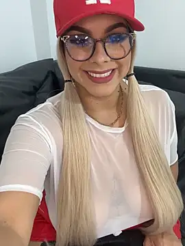 BBWCami  online show from 10-19-25, 09:15