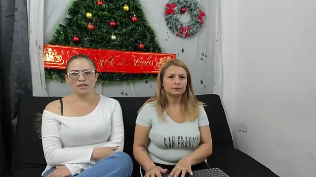 lesb milf online show from 12-16-24, 04:49