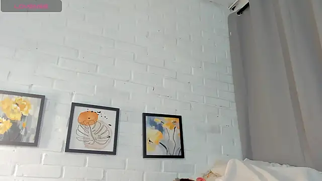 Snapshot of MATEO_HUNTER chatting on 02-14-26, 08:33 MATEO HUNTER online show from 02-14-26, 08:33