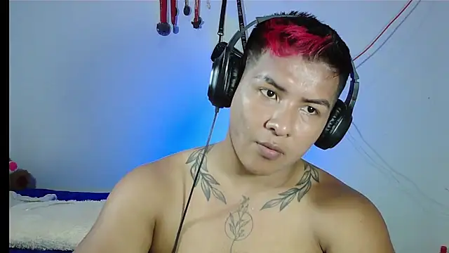 Snapshot of joel_carter chatting on 11-26-25, 02:07 joel carter online show from 11-26-25, 02:07