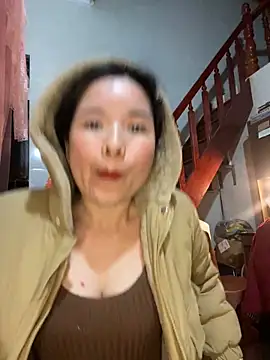 Listen-ly online show from 11-19-25, 03:23