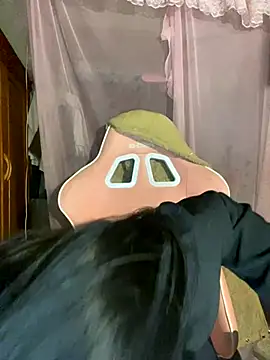 Listen-ly online show from 12-05-25, 04:03