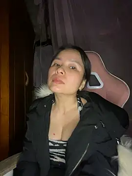 Listen-ly online show from 12-22-25, 04:59