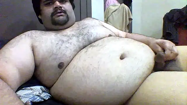 Snapshot of ShavenScope24 chatting on 05-03-26, 06:47 ShavenScope24 online show from 05-03-26, 06:47