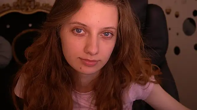 Snapshot of CuteeFoxy chatting on 05-29-26, 01:09 CuteeFoxy online show from 05-29-26, 01:09