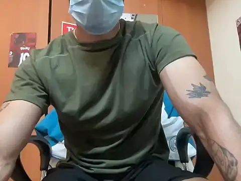 Snapshot of Thenattyguy chatting on 10-26-25, 07:09 Thenattyguy online show from 10-26-25, 07:09