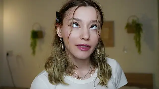 StarryMary online show from 12-04-25, 09:01