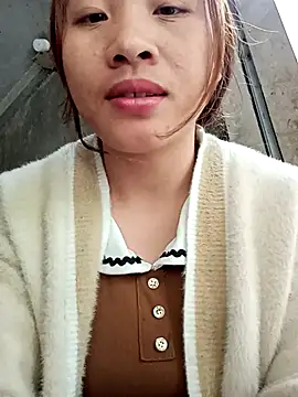 Snapshot of Mising5022 chatting on 11-06-25, 01:50 Mising5022 online show from 11-06-25, 01:50