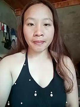 Snapshot of Mising5022 chatting on 11-15-25, 04:10 Mising5022 online show from 11-15-25, 04:10