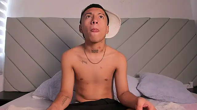 little kris1 online show from 10-15-25, 12:49