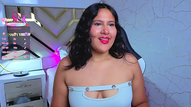 luna jonezz online show from 11-20-25, 11:10