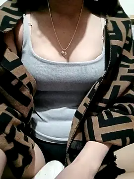 Katy68 online show from 11-21-25, 04:55