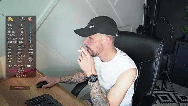 monsieurguitsxxx online show from 03-09-26, 12:53