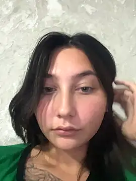 ArielaWet online show from 10-14-25, 04:52