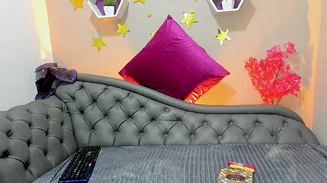 Laskhmi  online show from 11-18-25, 03:38