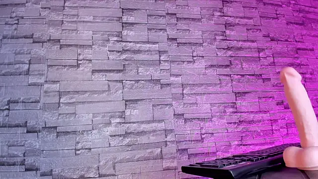 Zamariah online show from 11-13-25, 03:16