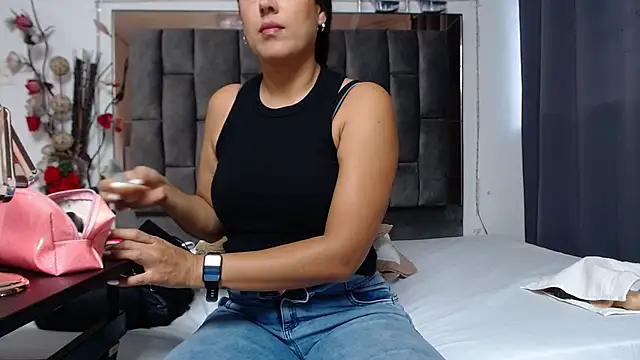 Salmma Milf online show from 02-26-26, 11:42