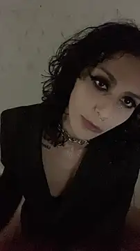 yvessblue online show from 11-30-25, 04:16