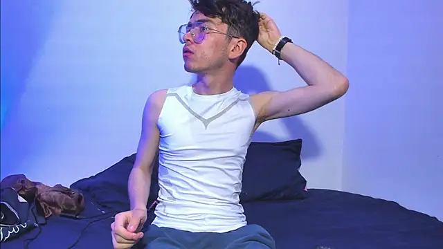 Snapshot of dani_angel_dark chatting on 11-10-25, 12:09 dani angel dark online show from 11-10-25, 12:09