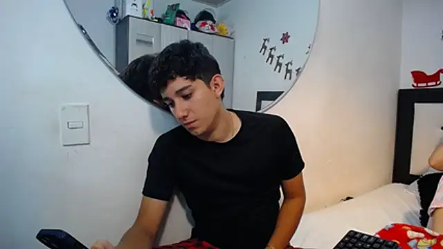 Snapshot of Dravith_Valery chatting on 01-08-26, 05:10 Dravith Valery online show from 01-08-26, 05:10