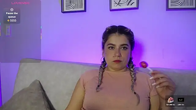 Sweet Bella Valery online show from 11-04-25, 11:15