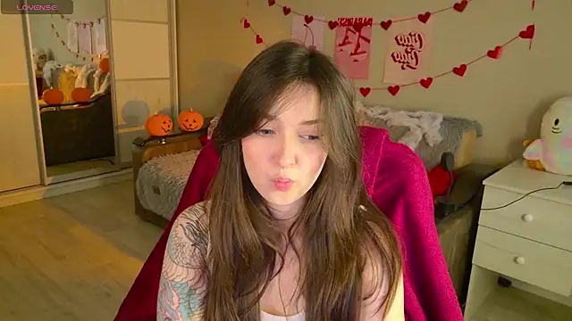 BellaSink online show from 11-05-25, 05:40