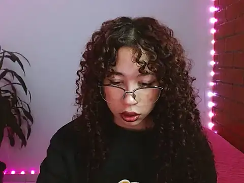 Medussa3033 online show from 11-01-25, 12:12