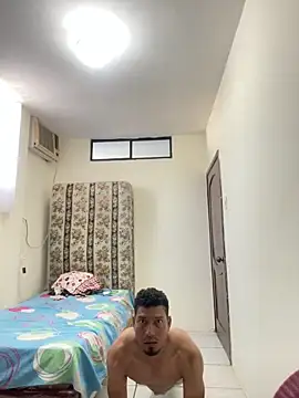 Snapshot of Christian120794z chatting on 03-18-26, 10:46 Christian120794z online show from 03-18-26, 10:46