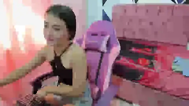 scarleth18 online show from 10-26-25, 07:53