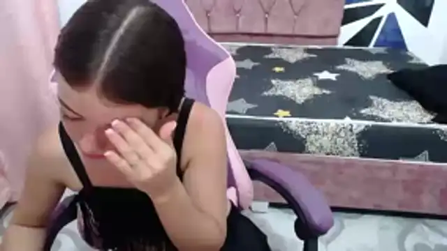 scarleth18 online show from 11-05-25, 02:44