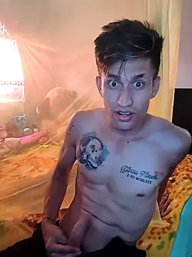 Logan isler online show from 04-21-26, 02:56