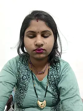 Snapshot of DESHI-BHAVI chatting on 10-16-25, 04:35 DESHI-BHAVI online show from 10-16-25, 04:35